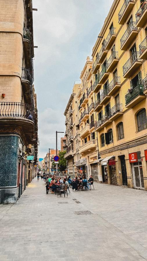 Agradable Piso Compartido Apartment Barcelona Luaran gambar